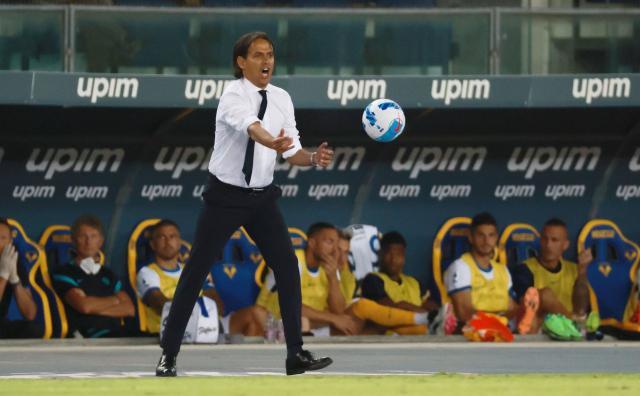 Simone-Inzaghi-ball.jpg